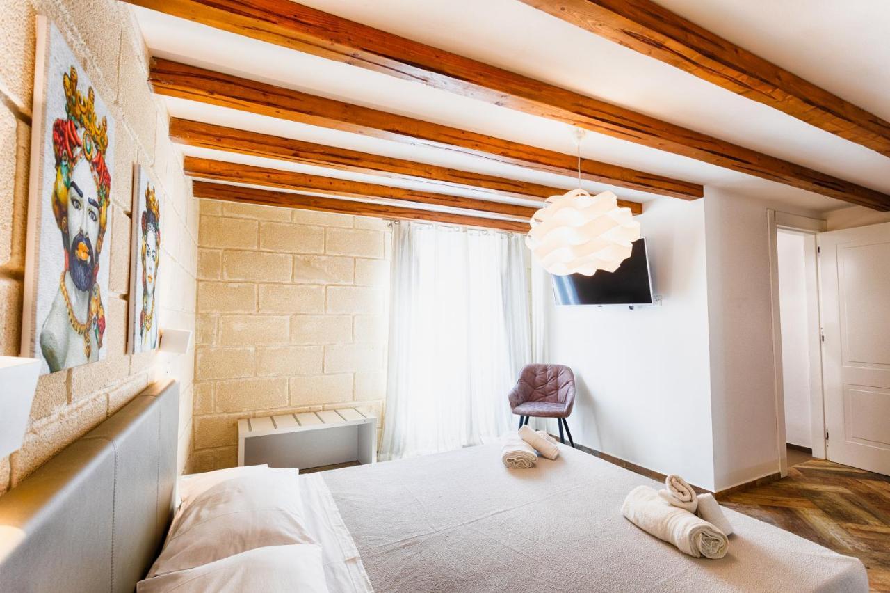 La Finestra Sul Porto Apartment Трапани Екстериор снимка