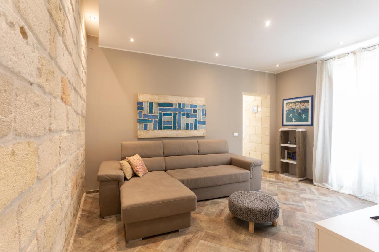 La Finestra Sul Porto Apartment Трапани Екстериор снимка